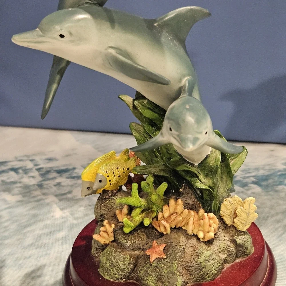 N/A decorative resin